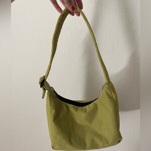 Baggu mini nylon shoulder bag in lemongrass